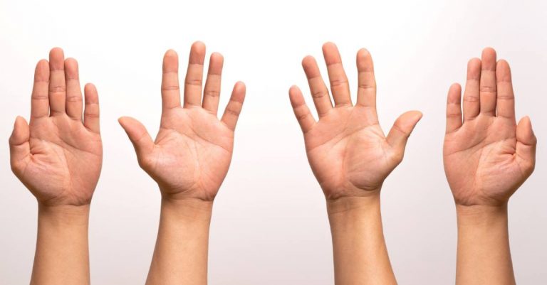 Test Your Personality By The Angle Of Your Thumb