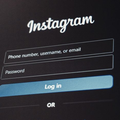 Instagram login screen with username and password fields.